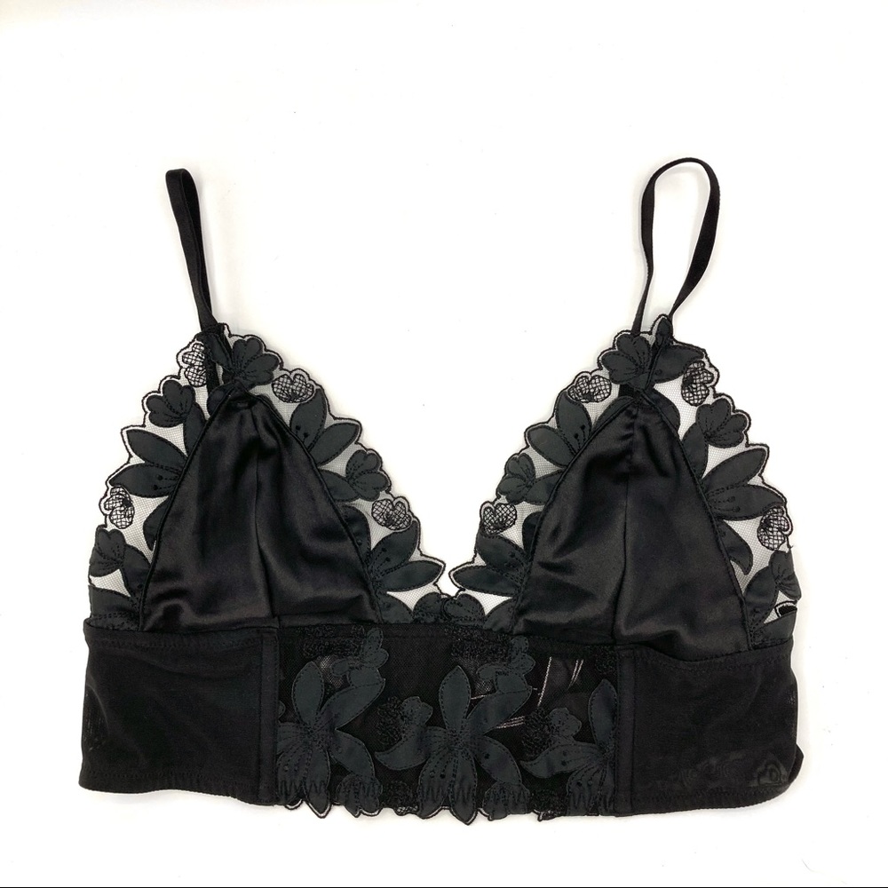 VS Sexy black lace bralette